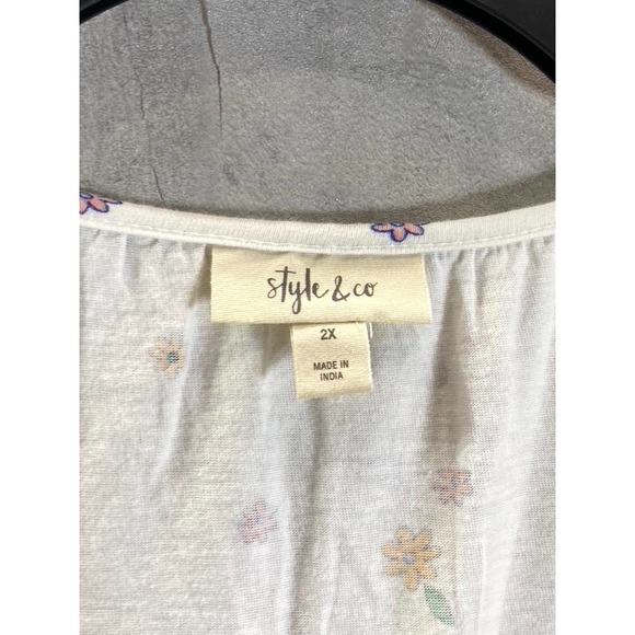 Style & Co Women's Plus Size White Garden Printed Puff-Sleeve Tie-Neck Top SZ 2X - Picture 9 of 10